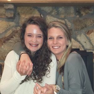 Meet your Posher, Lauren